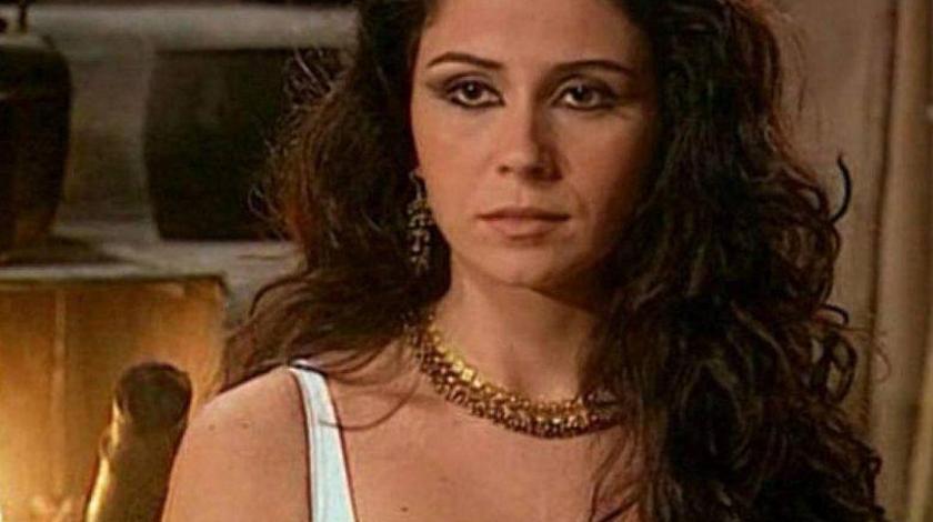 Жади из "Клона" вышла на балкон многоэтажки без белья – откровенное фото