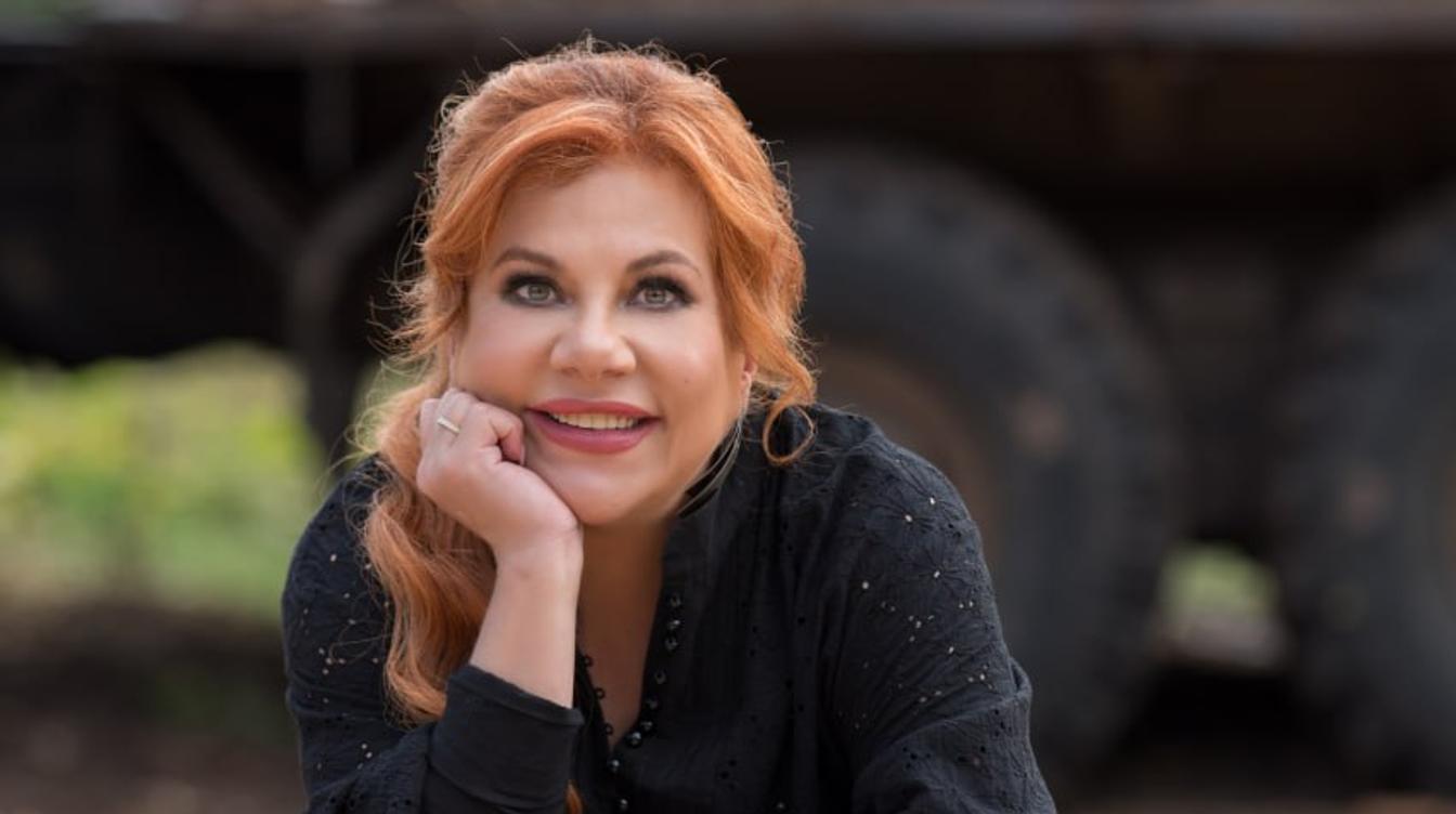 Актриса Федункив впервые стала мамой в 53 года