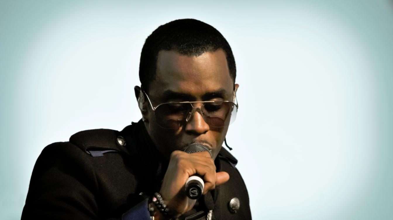 Рэперу Пи Дидди устроили роскошный пир в тюрьме на День благодарения