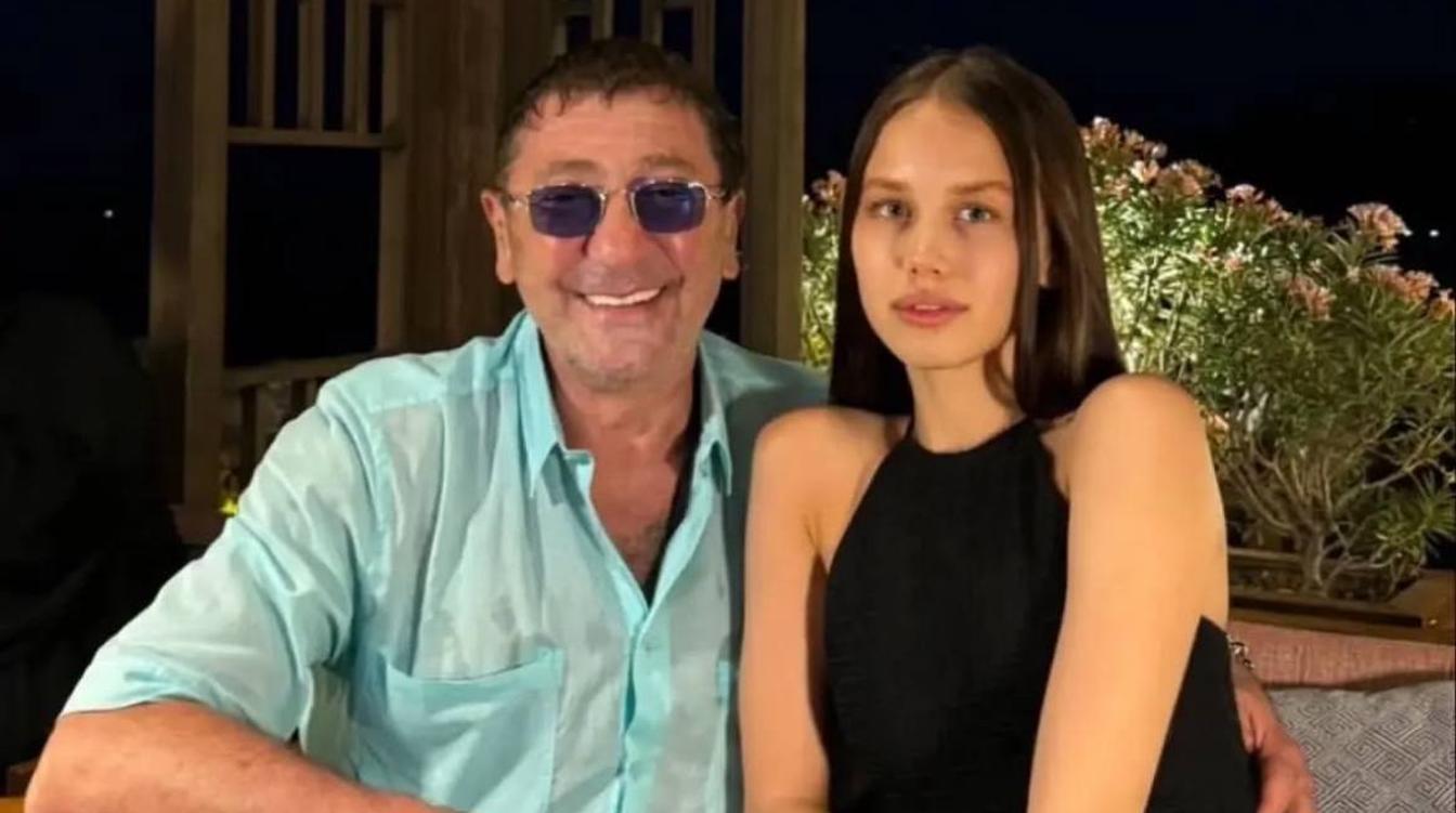 19-летняя невеста Лепса рассказала об общении с его детьми