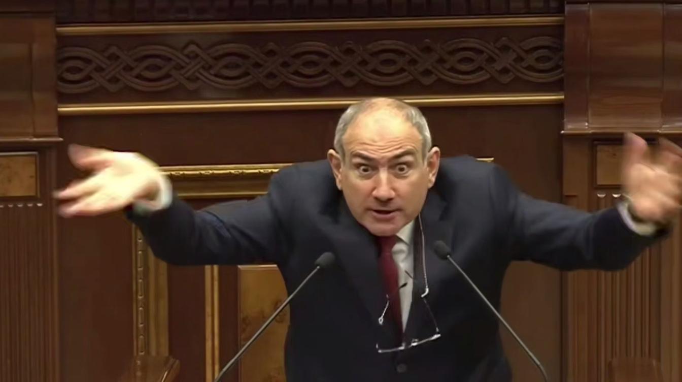 Орал и трусился: у Пашиняна случилась истерика на публике